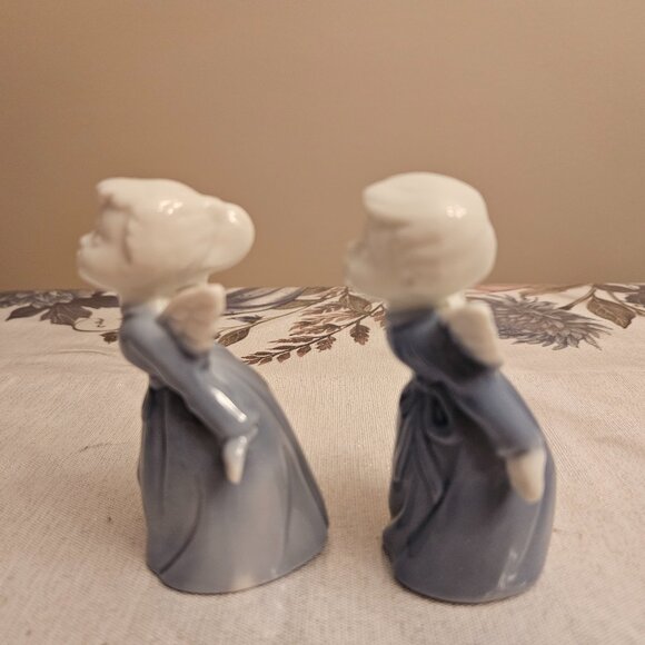Vintage Blue and White Glaze Kissing Angels - Picture 3 of 9